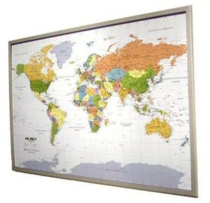 Politsche Weltkarte auf Kork-Pinnwand zum Aufhängen